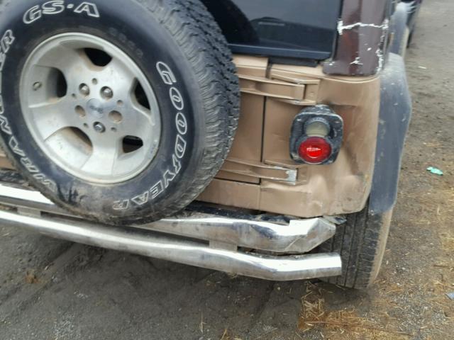 1J4FA49S9YP745541 - 2000 JEEP WRANGLER / BROWN photo 9