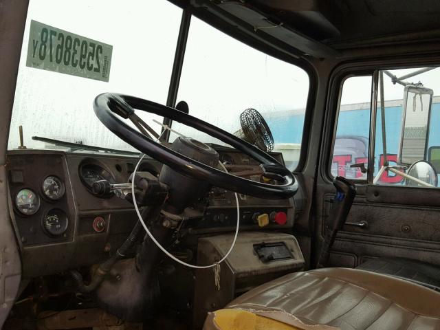 1M2P270CXXM041567 - 1999 MACK 600 RD600 WHITE photo 9