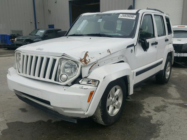 1C4PJMAK6CW193873 - 2012 JEEP LIBERTY SP WHITE photo 2