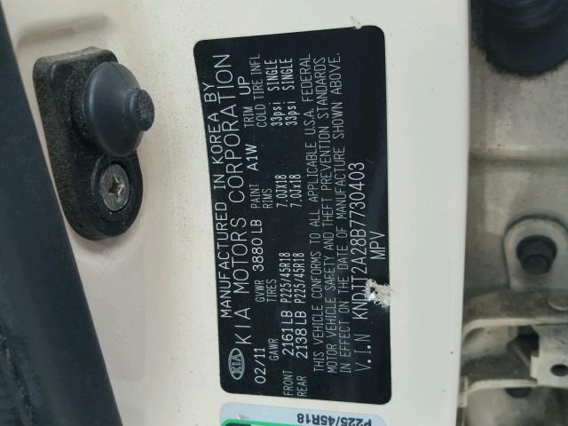 KNDJT2A28B7730403 - 2011 KIA SOUL + WHITE photo 10