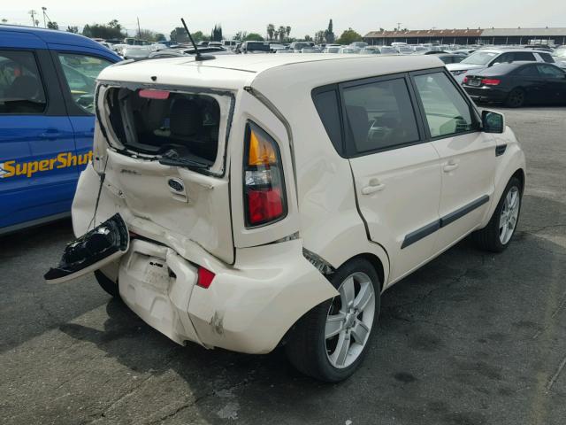 KNDJT2A28B7730403 - 2011 KIA SOUL + WHITE photo 4