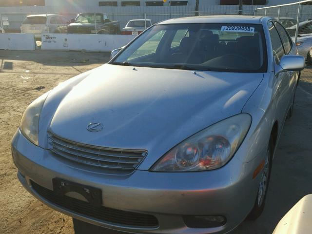 JTHBF30G820022514 - 2002 LEXUS ES 300 SILVER photo 2