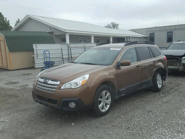 4S4BRCBC8D3212586 - 2013 SUBARU OUTBACK 2. BROWN photo 2