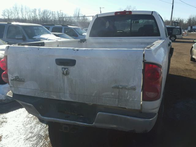 3D7KS28DX8G243365 - 2008 DODGE RAM 2500 S WHITE photo 4