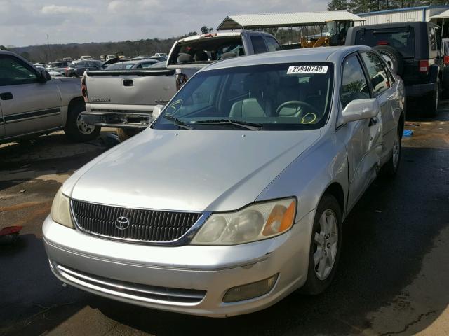 4T1BF28BXYU076169 - 2000 TOYOTA AVALON XL GRAY photo 2