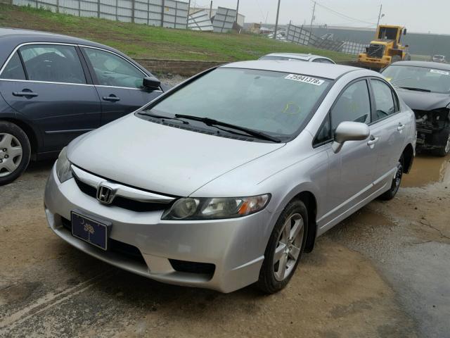 19XFA1F69AE074051 - 2010 HONDA CIVIC SILVER photo 2