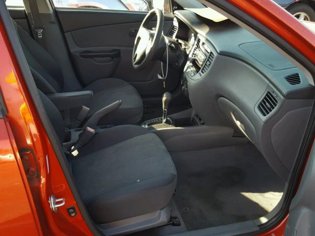 KNADH4A36A6684283 - 2010 KIA RIO LX Կարմիր լուսանկար 5