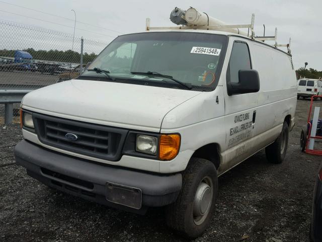 1FTNE24WX6DA73525 - 2006 FORD ECONOLINE WHITE photo 2