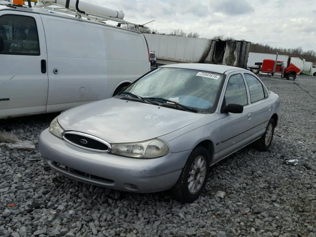 1FAFP6630YK108117 - 2000 FORD CONTOUR SE SILVER photo 2