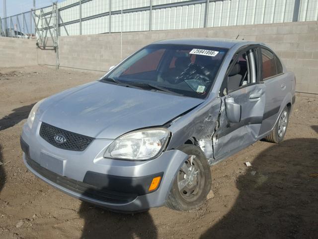 KNADE123386431079 - 2008 KIA RIO BASE SILVER photo 2