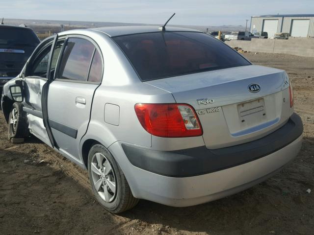 KNADE123386431079 - 2008 KIA RIO BASE SILVER photo 3