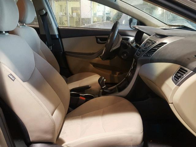 5NPDH4AE7FH648250 - 2015 HYUNDAI ELANTRA SE TAN photo 5