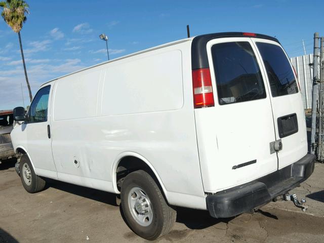 1GCWGFCA8E1116433 - 2014 CHEVROLET EXPRESS G2 WHITE photo 3