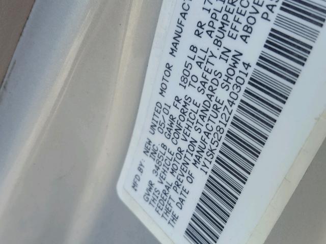 1Y1SK52812Z403014 - 2002 CHEVROLET GEO PRIZM 银色 照片 10