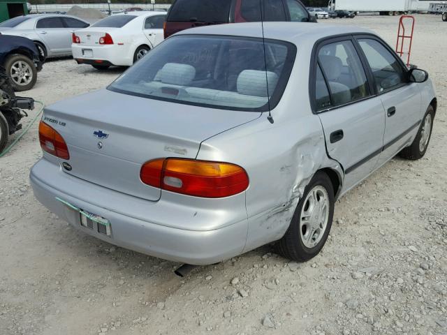 1Y1SK52812Z403014 - 2002 CHEVROLET GEO PRIZM SILVER photo 4