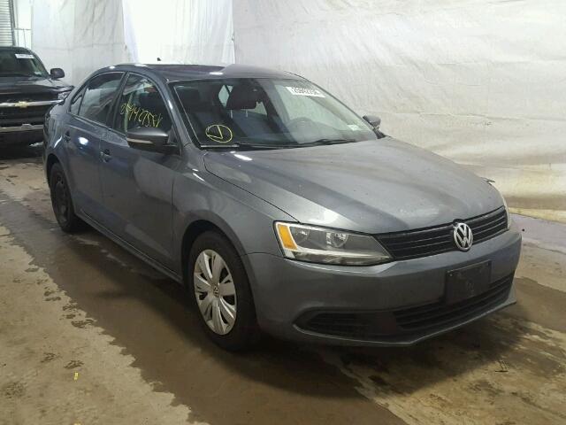 3VWD17AJ5EM228012 - 2014 VOLKSWAGEN JETTA SE GRAY photo 1