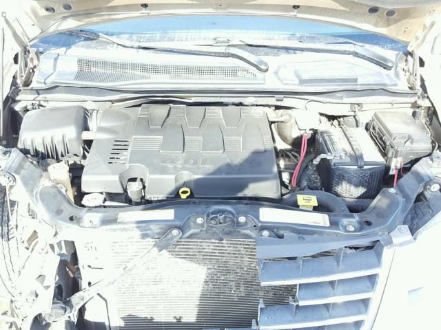 2A8HR64X49R639058 - 2009 CHRYSLER TOWN & COU TAN photo 7