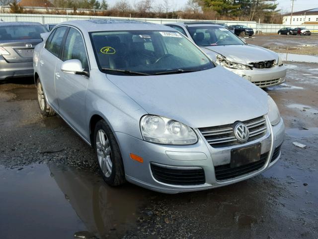 3VWRL71K19M150634 - 2009 VOLKSWAGEN JETTA TDI SILVER photo 1