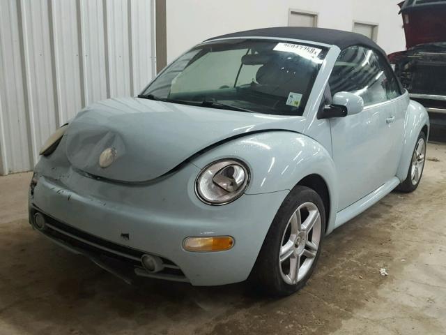 3VWCD31Y95M313217 - 2005 VOLKSWAGEN NEW BEETLE BLUE photo 2