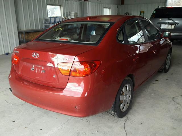 KMHDU46D08U327151 - 2008 HYUNDAI ELANTRA GL RED photo 4