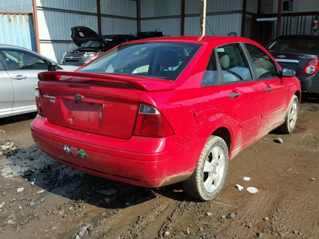 1FAHP34N47W167433 - 2007 FORD FOCUS ZX4 RED photo 4