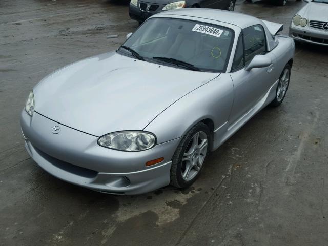 JM1NB353950410792 - 2005 MAZDA MX-5 MIATA SILVER photo 2