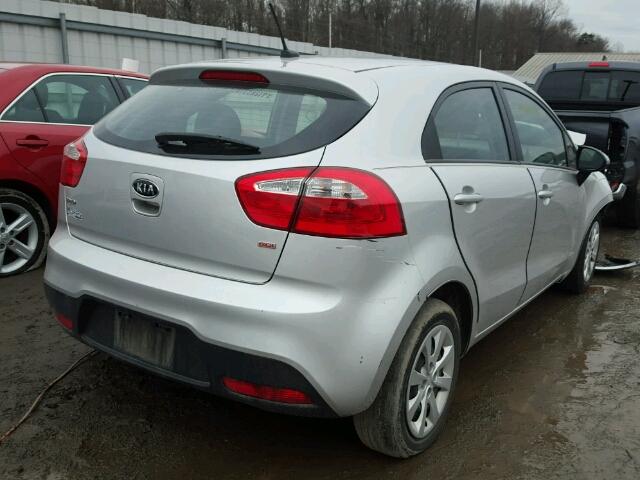 KNADM5A37D6106540 - 2013 KIA RIO LX Արծաթագույն լուսանկար 4