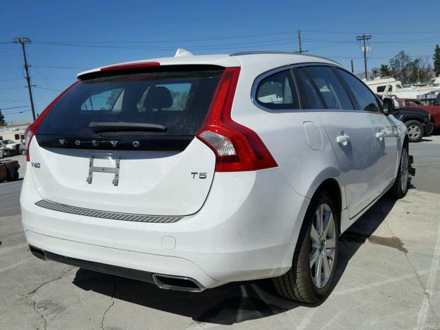 YV140MEK2G1292431 - 2016 VOLVO V60 T5 WHITE photo 4