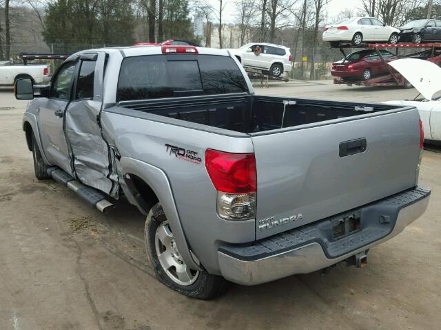 5TBRV54177S470275 - 2007 TOYOTA TUNDRA DOU SILVER photo 3