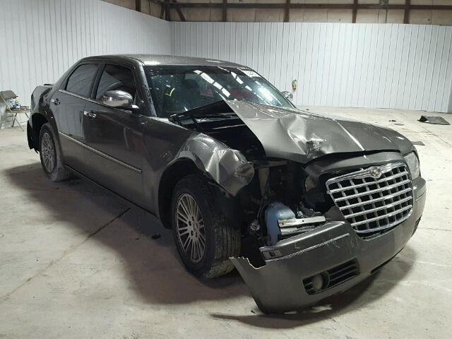 2C3CA5CV8AH225508 - 2010 CHRYSLER 300 TOURIN CHARCOAL photo 1