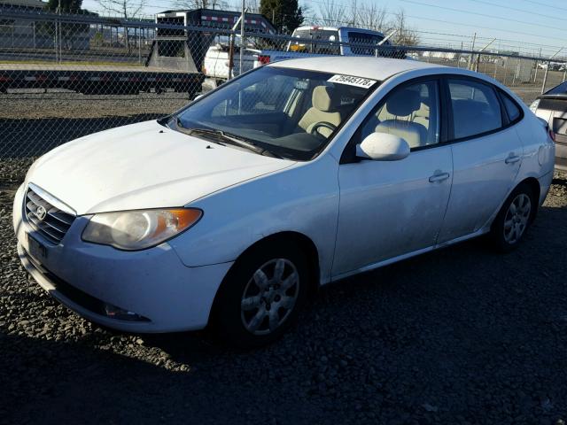 KMHDU46D07U082379 - 2007 HYUNDAI ELANTRA GL WHITE photo 2