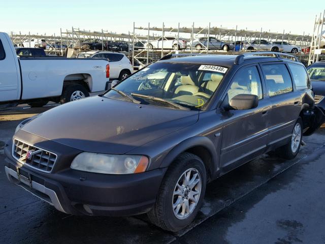 YV1SZ592451193765 - 2005 VOLVO XC70 GRAY photo 2