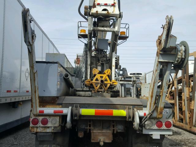 1FDXF80E7SVA17046 - 1995 FORD F800 Սպիտակ լուսանկար 6