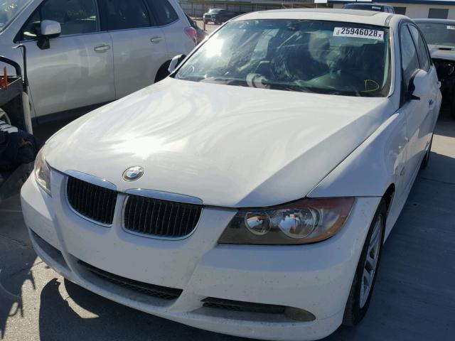 WBAVA33567PV63239 - 2007 BMW 328 I WHITE photo 2