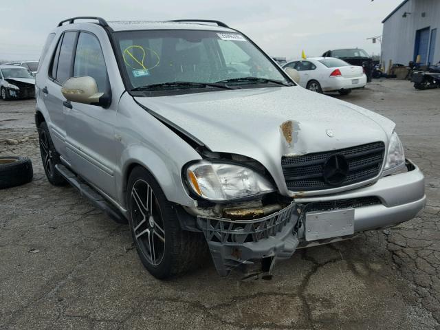 4JGAB54E8YA149792 - 2000 MERCEDES-BENZ ML 320 SILVER photo 1