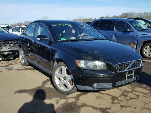 YV1MH682662202108 - 2006 VOLVO S40 T5 BLACK photo 1