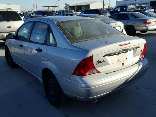 1FAFP34392W145166 - 2002 FORD FOCUS SE SILVER photo 3