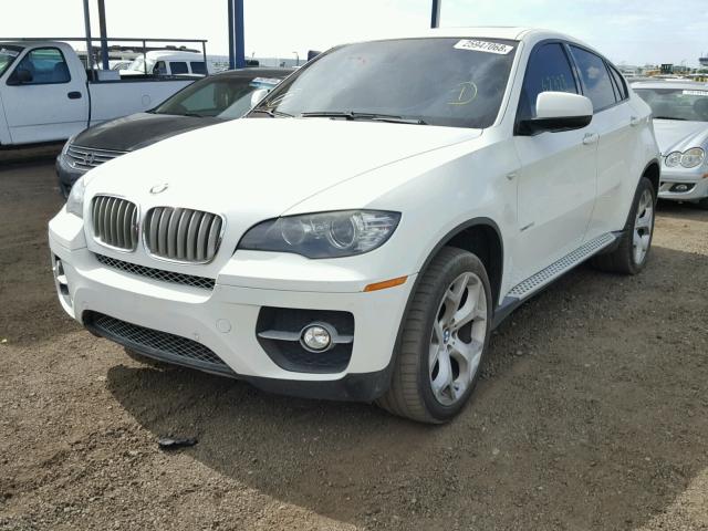 5UXFG2C52BLX06976 - 2011 BMW X6 XDRIVE3 WHITE photo 2
