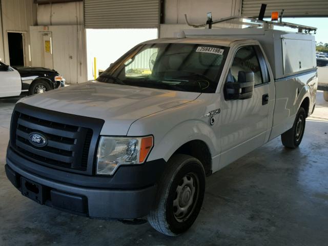 1FTMF1CW8AKB11102 - 2010 FORD F150 WHITE photo 2