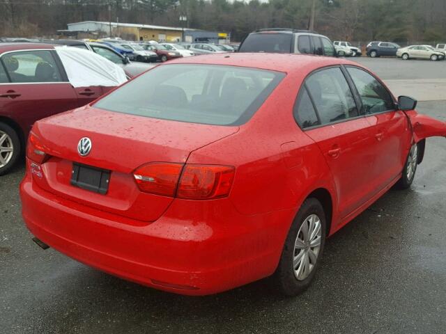 3VW2K7AJ1DM383384 - 2013 VOLKSWAGEN JETTA BASE წითელი ფოტო 4