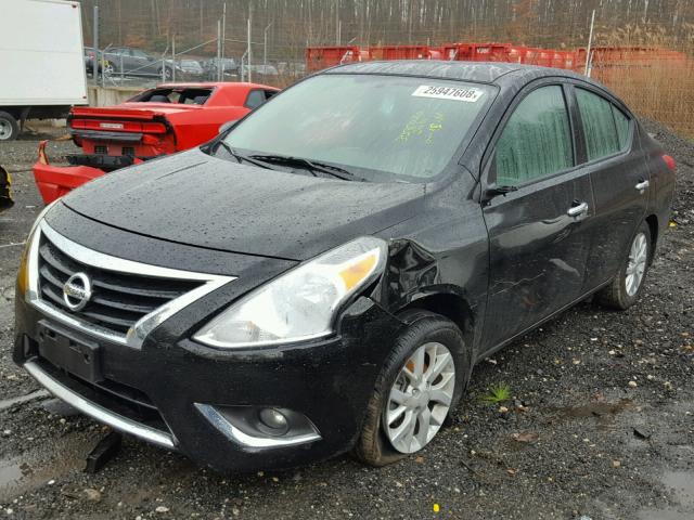 3N1CN7AP9HL893256 - 2017 NISSAN VERSA S BLACK photo 2