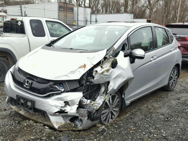 3HGGK5H8XFM771038 - 2015 HONDA FIT EX SILVER photo 2