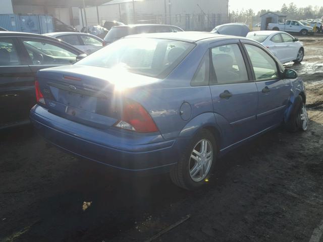 1FAFP34302W331758 - 2002 FORD FOCUS SE BLUE photo 4