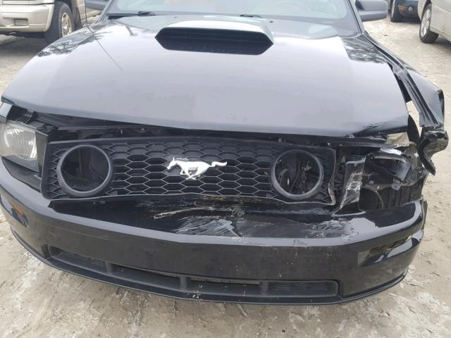 1ZVFT85H955237088 - 2005 FORD MUSTANG GT BLACK photo 7