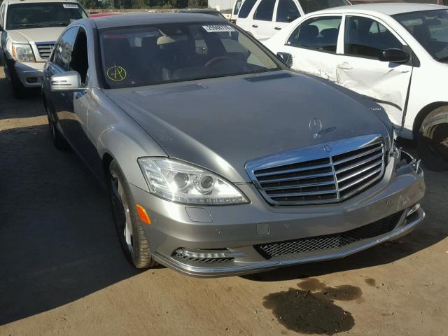 WDDNG7BBXBA388754 - 2011 MERCEDES-BENZ S 550 GRAY photo 1