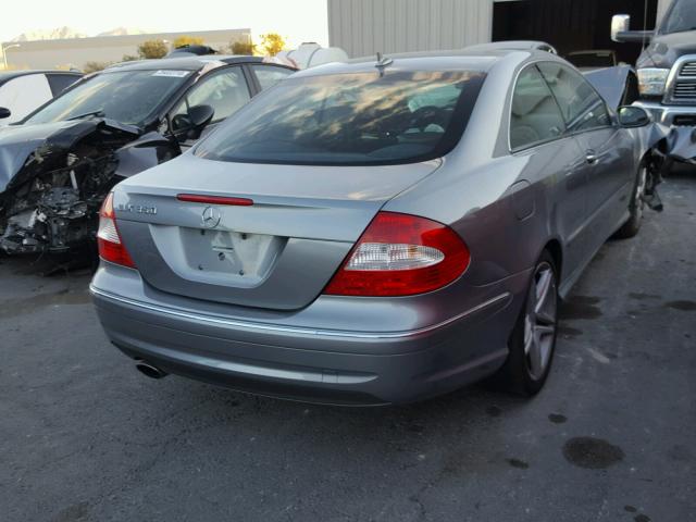 WDBTJ56H99F265402 - 2009 MERCEDES-BENZ CLK 350 SILVER photo 4