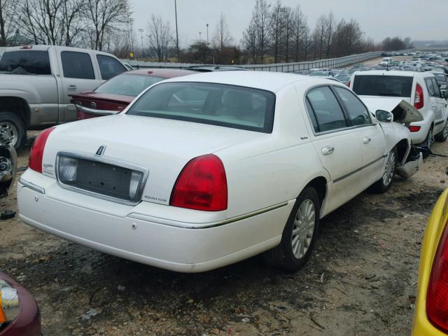 1LNHM81W95Y618320 - 2005 LINCOLN TOWN CAR S WHITE photo 4