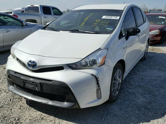 JTDZN3EU8HJ064993 - 2017 TOYOTA PRIUS V WHITE photo 2