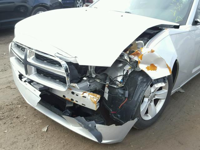 2C3CDXBG2CH214755 - 2012 DODGE CHARGER SE SILVER photo 9