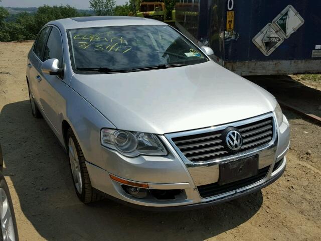 WVWJK73C89P052896 - 2009 VOLKSWAGEN PASSAT TUR SILVER photo 1